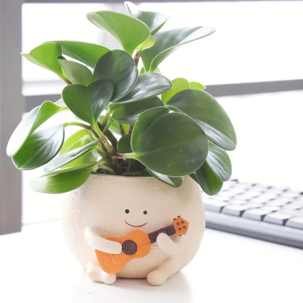 Melody Verde – Guitar-Shaped Succulent Planter | Cute Resin Desk Decor